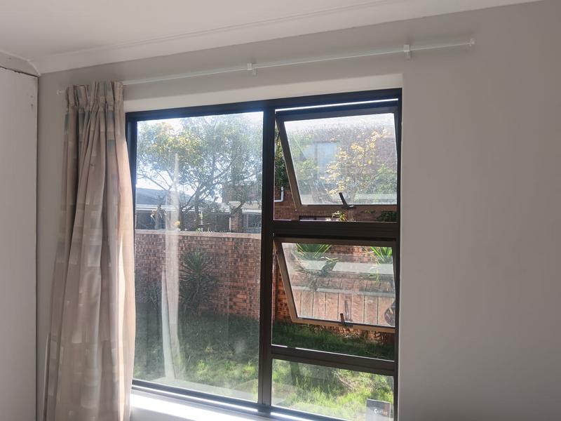 To Let 2 Bedroom Property for Rent in Windsor Park Western Cape